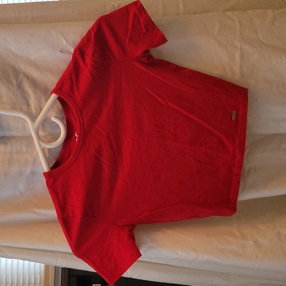 Hollister baby tee